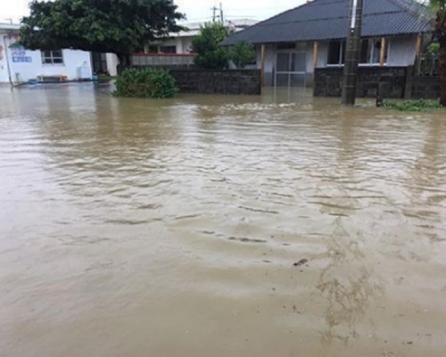 沖繩與那國島出現「50年一遇」大暴雨。網上圖片