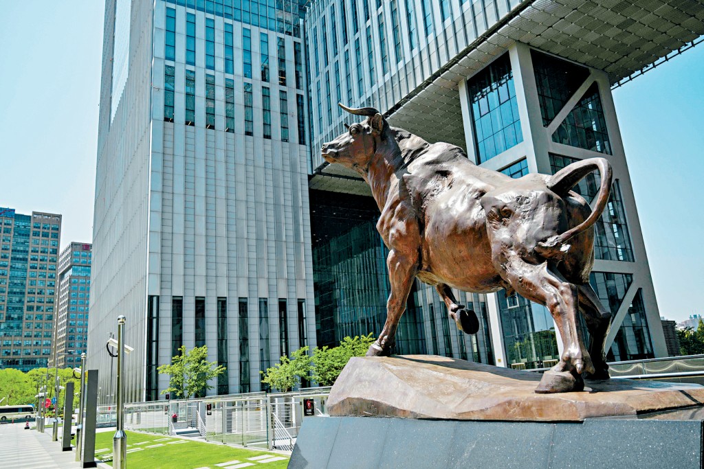 沪深股市维持升势，其中上证指数连升8日。