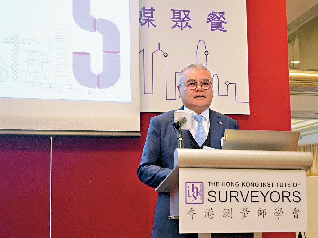 測量師學會今年將會成立樓宇維修工作組，研究圍標問題。