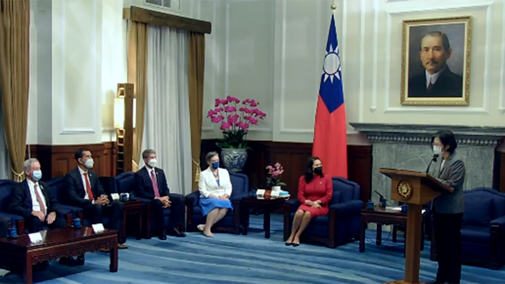 蔡英文接見美眾議員墨菲訪問團。FB圖