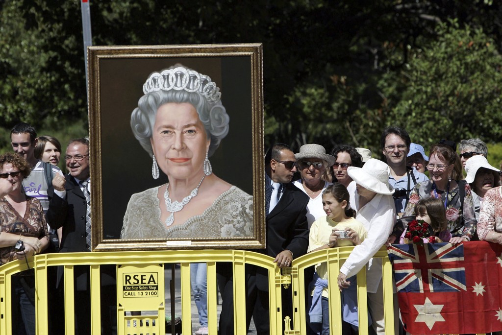 英女皇下周一舉行國葬，因應警方分配，周未的英超或未必能夠如期舉行。AP