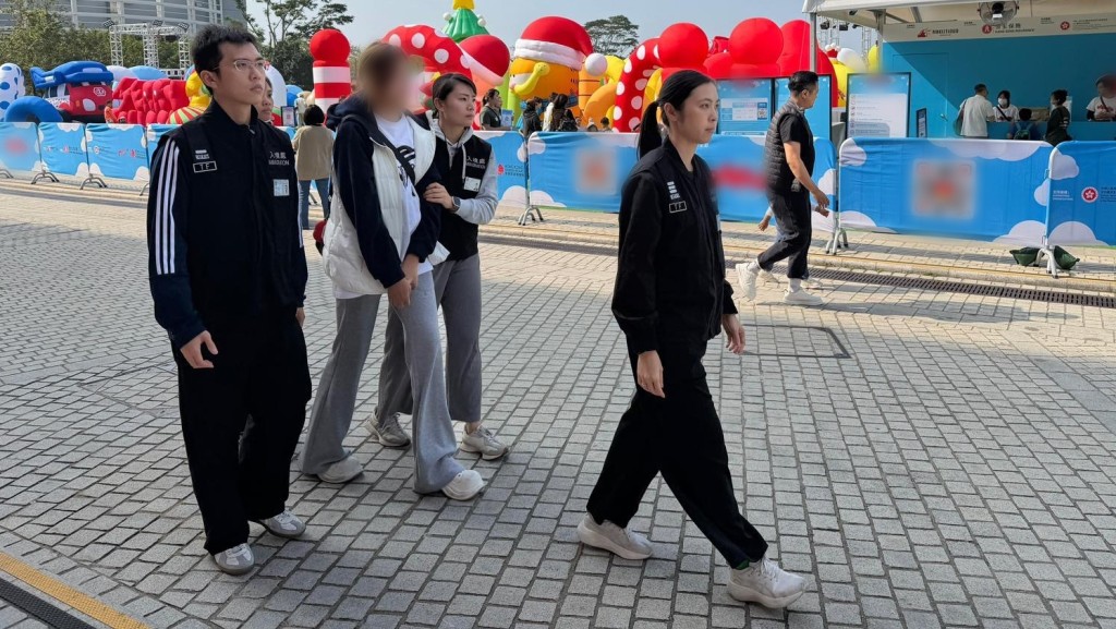 入境处到表演及活动场地等，拘捕怀疑非法劳工。