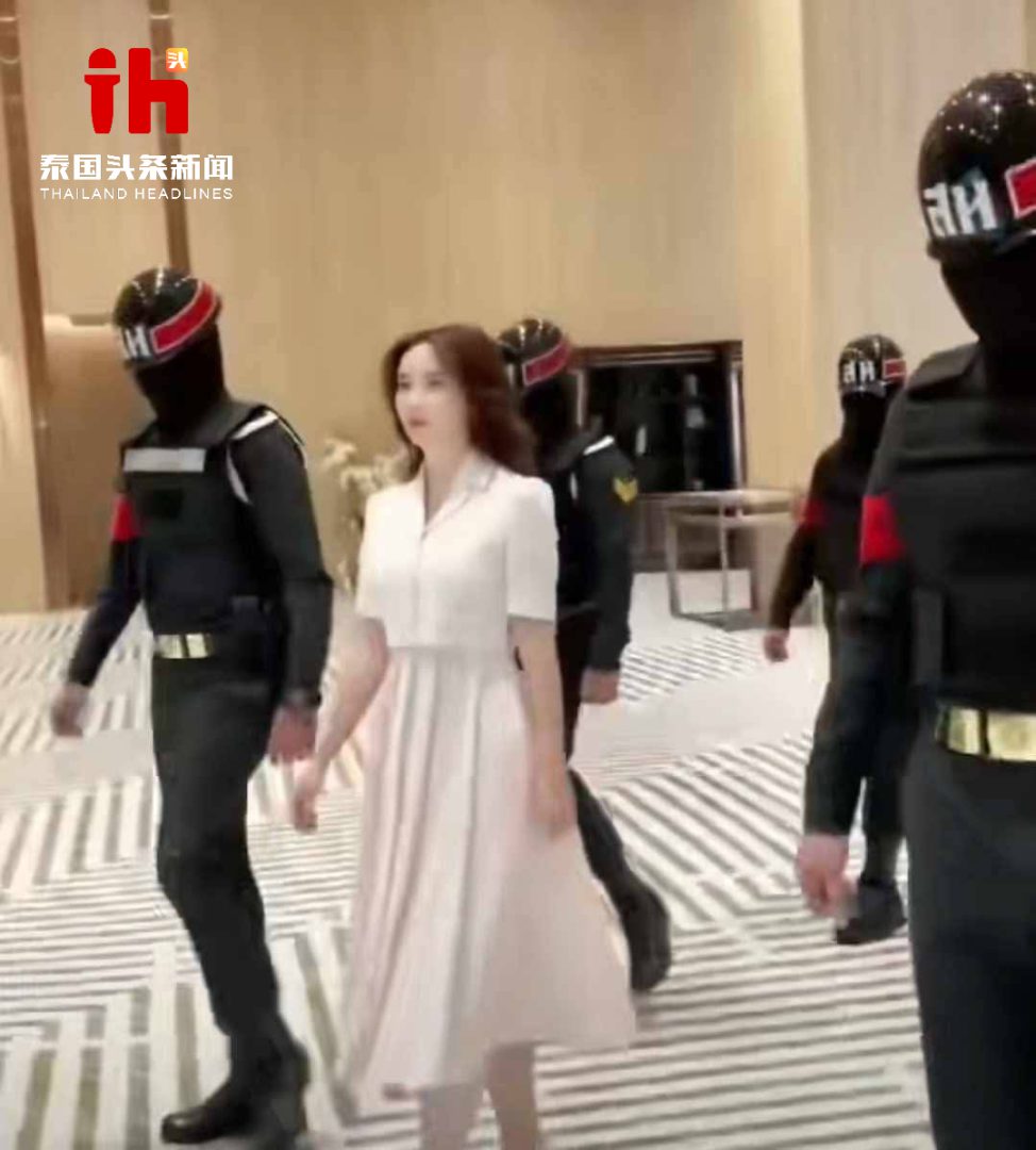 網上流傳視頻,中國醫美由軍警簇擁出場。 網上流傳視頻,中國醫美由軍警簇擁出場。