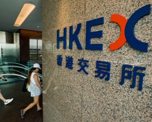 對於港交所執行上市規則,市場人士有時視為「無牙老虎」。