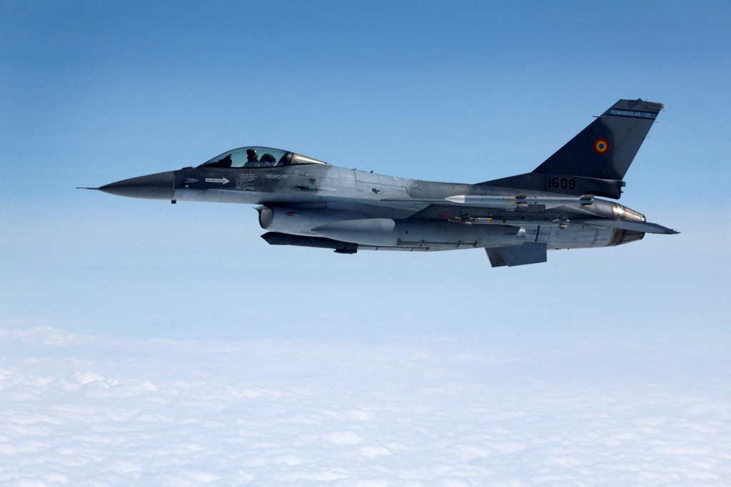 美國總統拜登5月同意對烏克蘭飛行員的F-16訓練計畫。路透社
