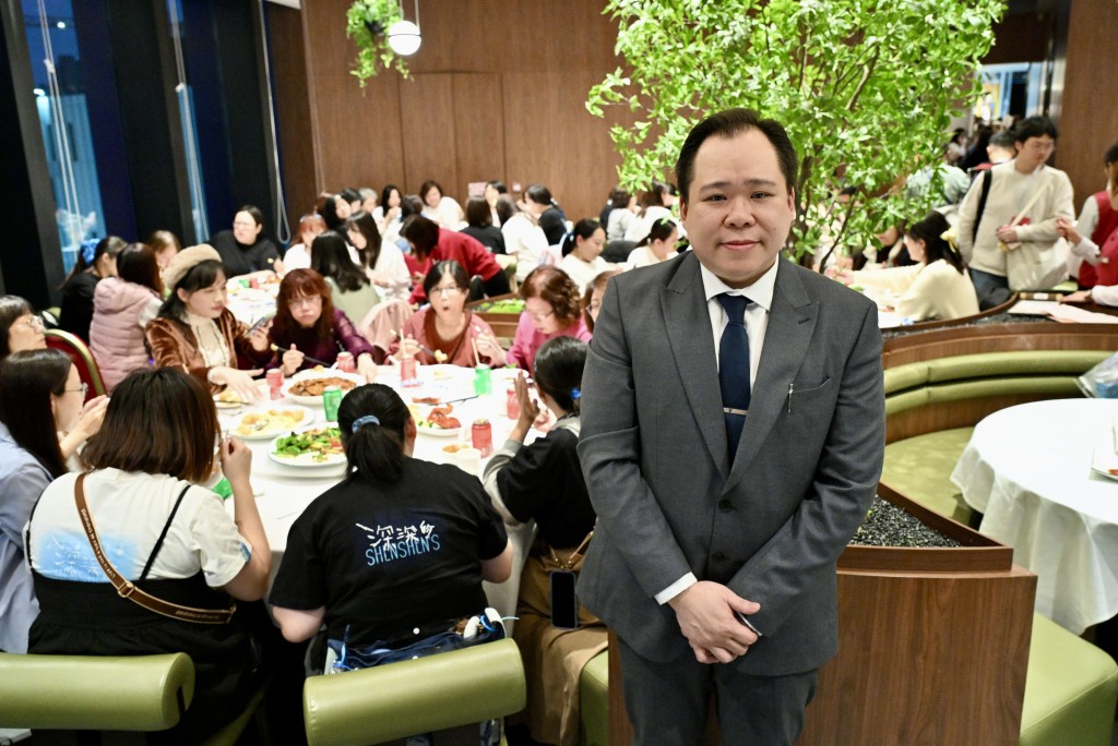 名苑酒家集團總監陳安迪預期受惠園區活動帶動人流，新一年生意會有進步，酒家也會配合推出特色餐點。