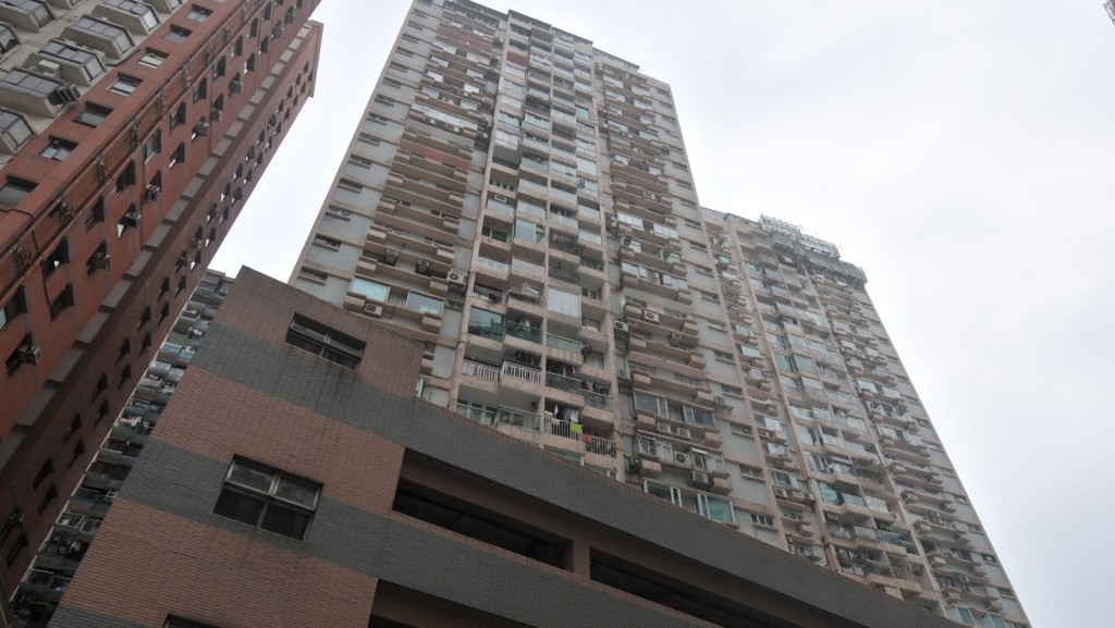 北角雲景道50號富麗園。資料圖片