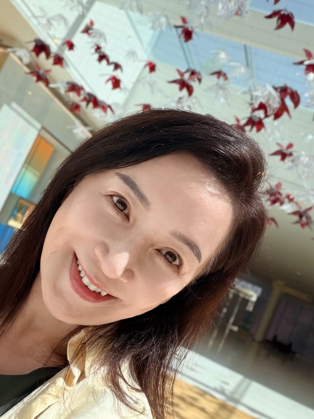 62歲的龔慈恩保養得宜，凍齡外貌羨煞旁人。