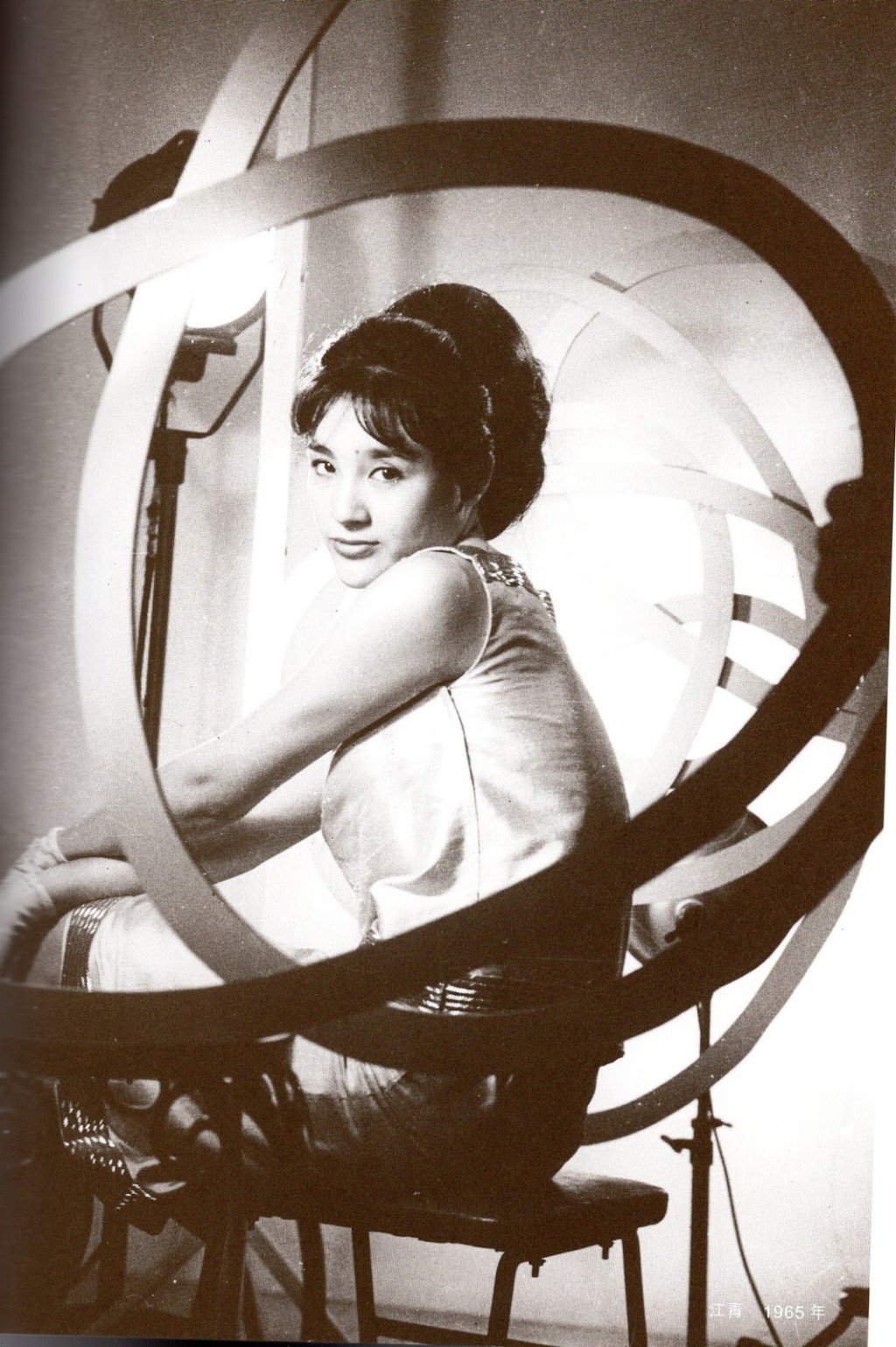 江青凭《几度夕阳红》夺1966年金马奖最佳女主角。