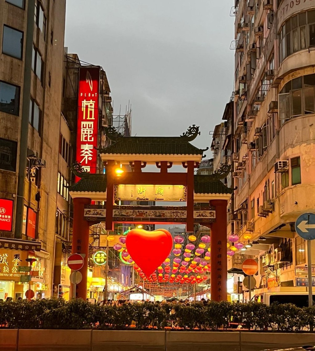 Chubby Hearts藝術裝置於上月圓滿展出，11日內吸引約70萬名市民及遊客參觀。香港設計中心fb
