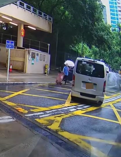 fb「車cam L（香港群組）」影片截圖