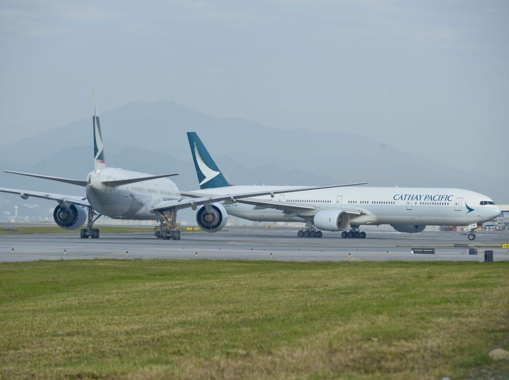 國泰航空一名副機長被停職。資料圖片