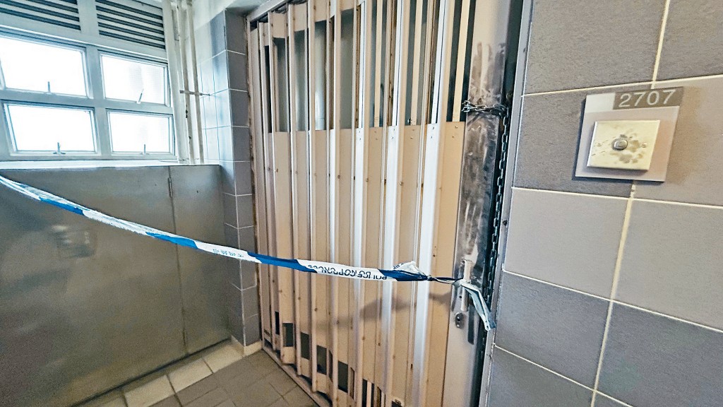 謀殺及自殺案現場為寶達邨達欣樓一單位。