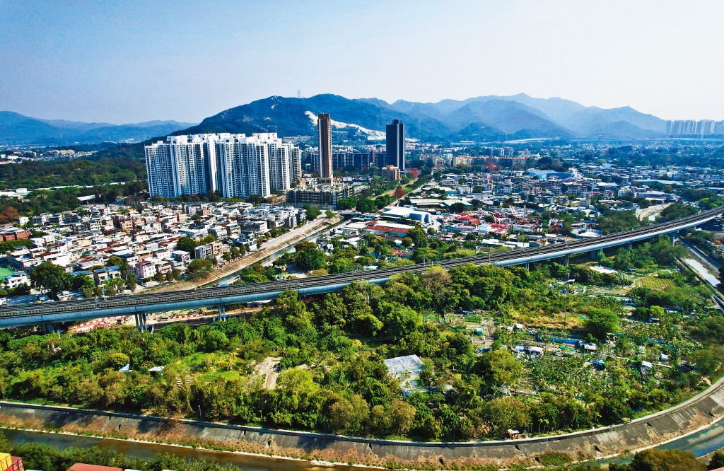 恒基及新地持有的第34B區住宅地原址換地申請，昨終於完成補地價程序，是區內首宗。