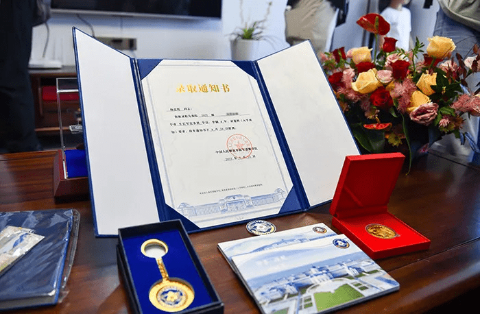 楊競悅是海軍潛艇學院首位江蘇女學員。 楊競悅是海軍潛艇學院首位江蘇女學員。