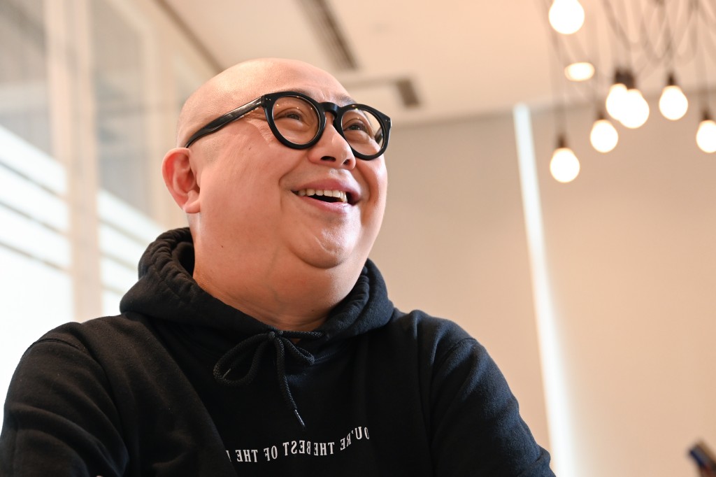 Bob肯搏肯捱的工作態度，不多不少受父親影響。