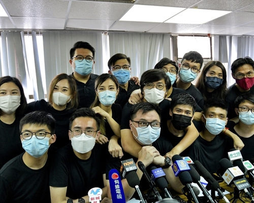 人民日報批「攬炒派」進立法會是企圖癱瘓政府。資料圖片
