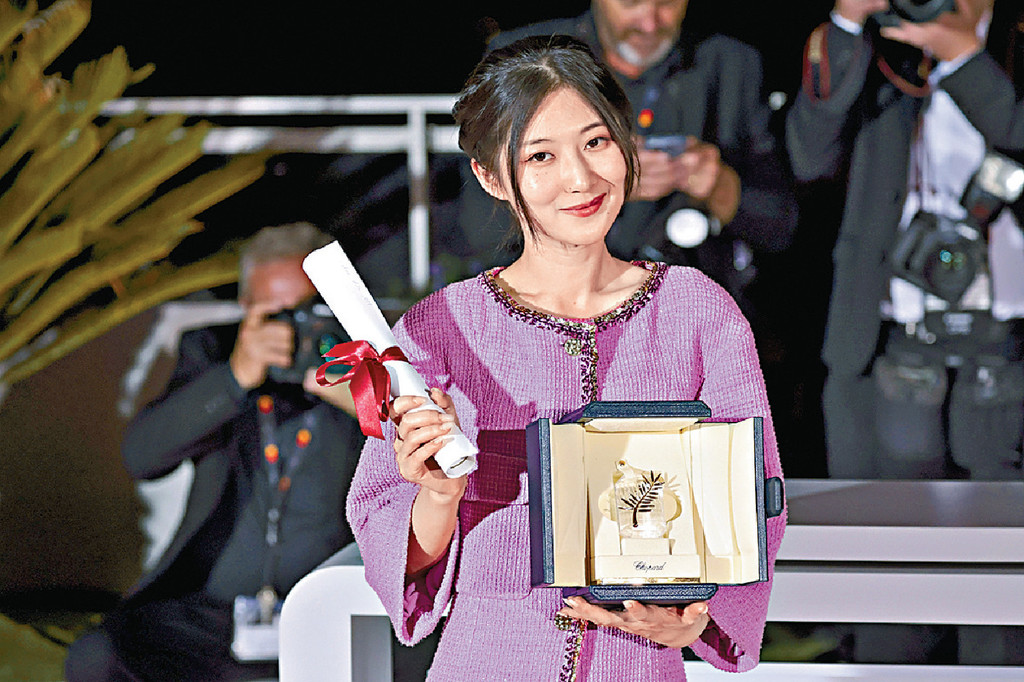 ■陈剑莹领奖后亦有发文感谢姚安娜。