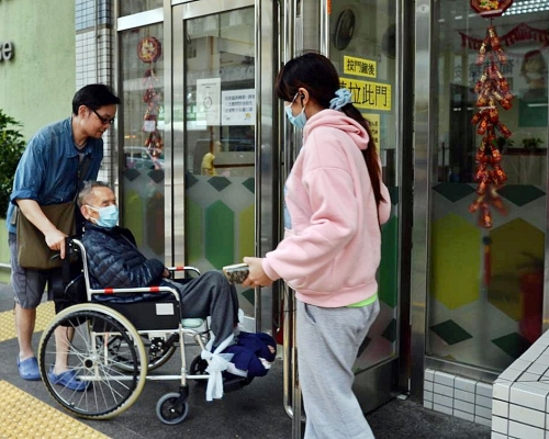政府擬動用200億購買私人物業提供社福設施。