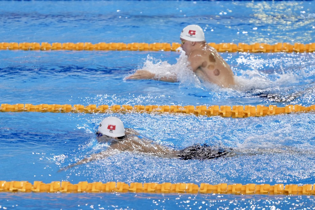  男子200米蛙泳，是赵浩俊及年仅17岁的麦世霆之争。 刘骏轩摄