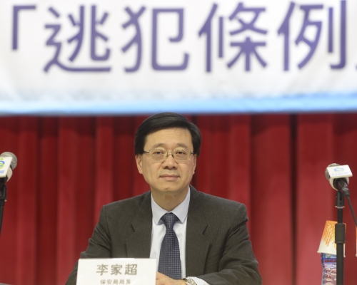保安局局長李家超出席多個場合解釋修例。 資料圖片