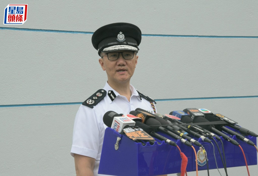 警務處處長蕭澤頤指會抽調後勤警員及水警加強巡邏，防止暴力傷人案發生。楊偉亨攝