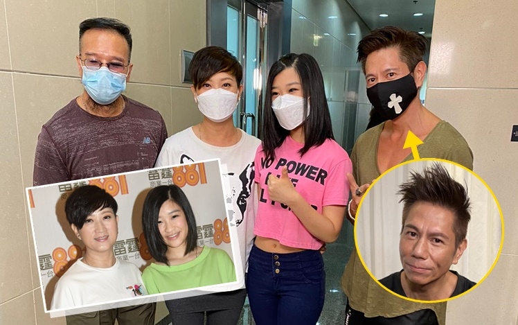 音乐人因葵（左）和雷有辉（右）为唐韦琪（左二）的徒弟张若希制作新歌《17 岁的K歌》。