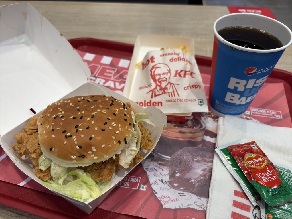 三井昌志看餓了，決定吃一餐正牌KFC。  X/@MitsuiMasahi