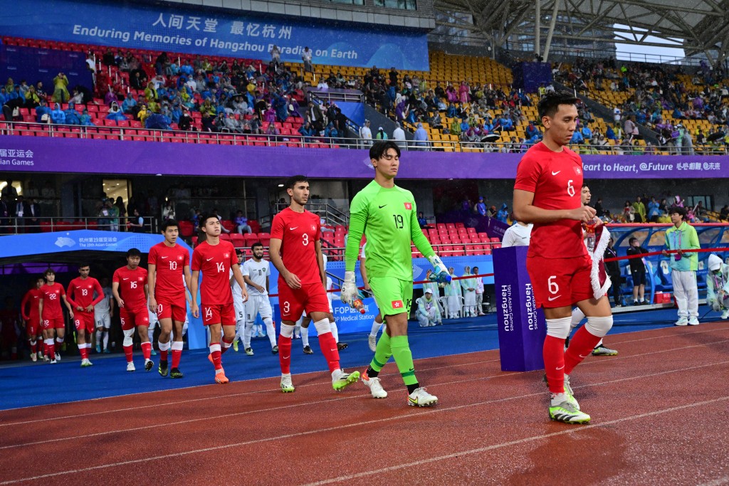 港隊男子足球在今次杭州亞運首次獲得第四名的佳績。資料圖片