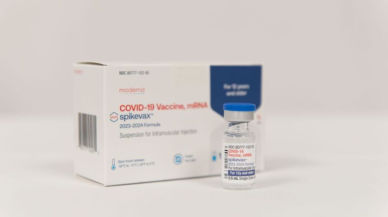 本港也有引入莫德納生產的XBB變異株新冠疫苗。