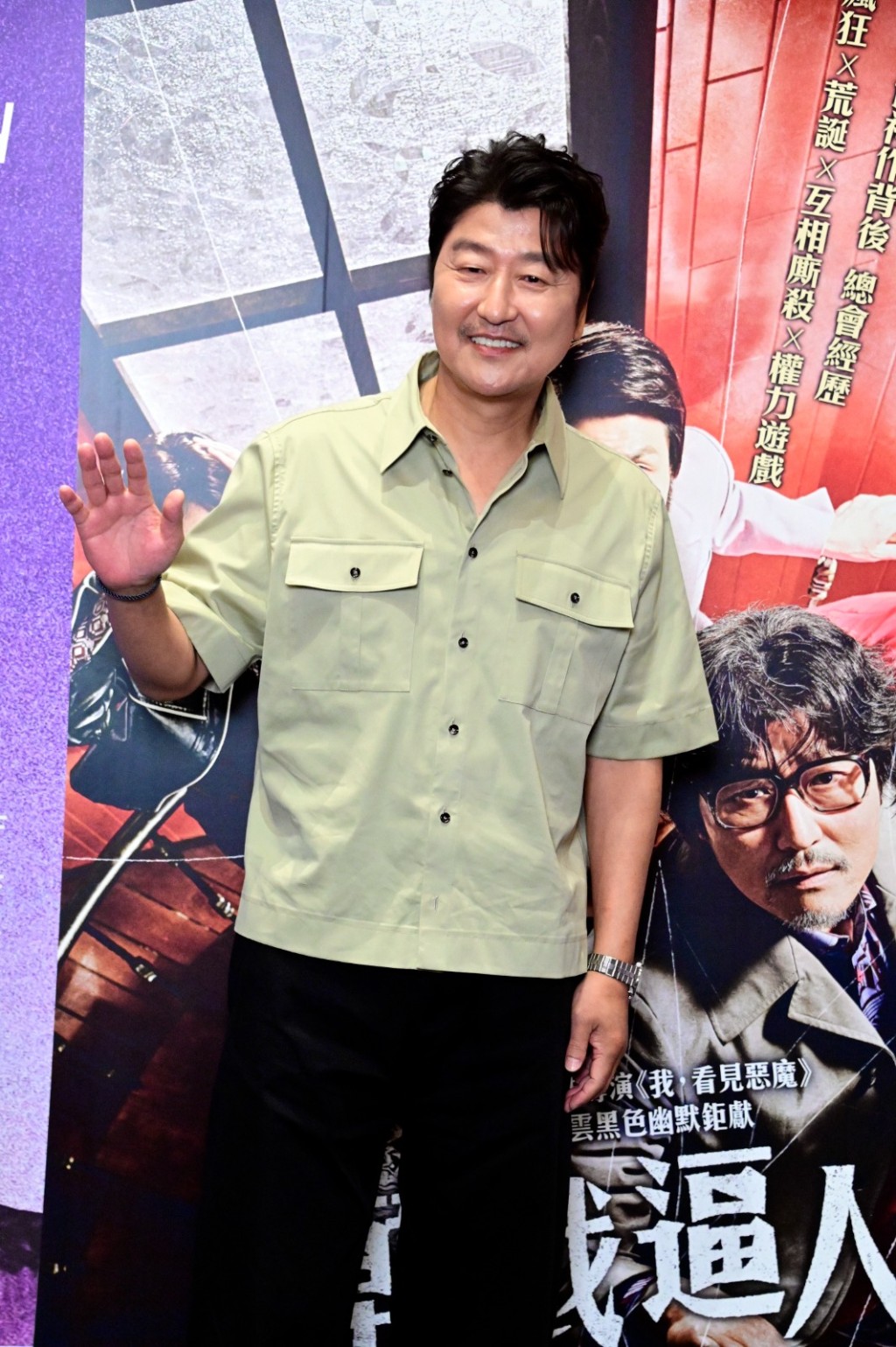 宋康昊来港为韩片《韩戏逼人》宣传，并接受传媒访问。
