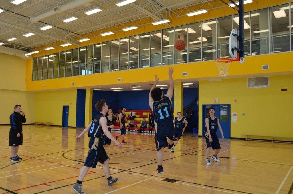 加拿大私立學校提供多元課外活動，更像美國的學校般，運動屬學校的強項之一。