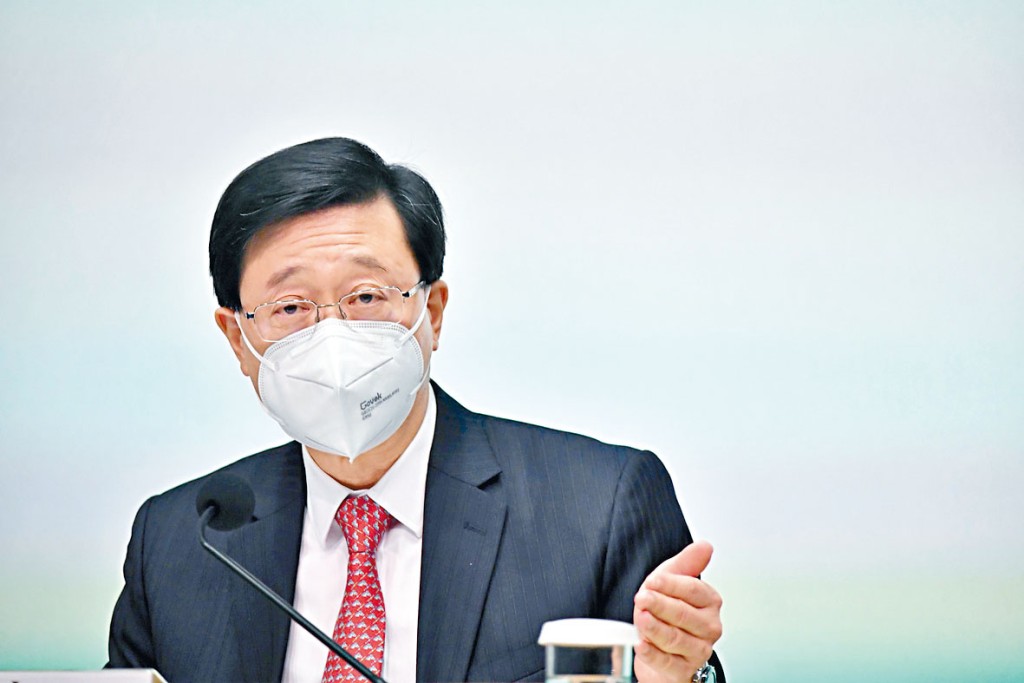 李家超稱,香港具備美貌與智慧,現時還「強身健體」,增加了很多發展機會。