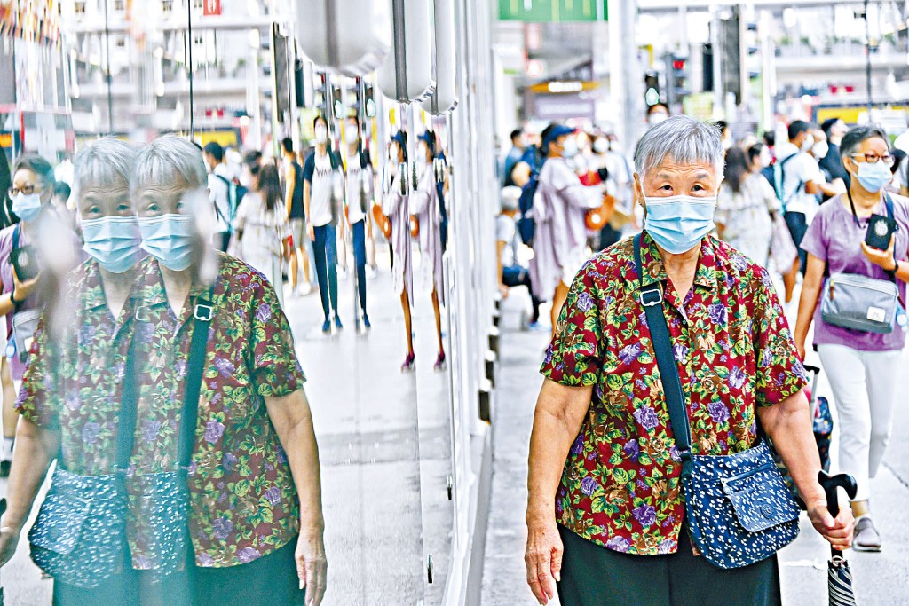 第8批銀債今日起接受認購，各大銀行及證券行紛出招，吸引銀髮投資者。