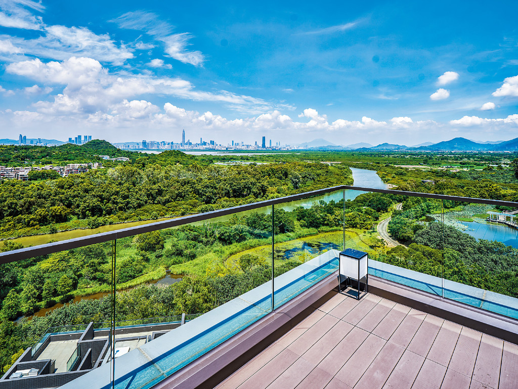 Wetland SeasonsBay毗鄰香港唯一的濕地公園，項目糅合自然環境，打造「Smart and Green Living」生活。