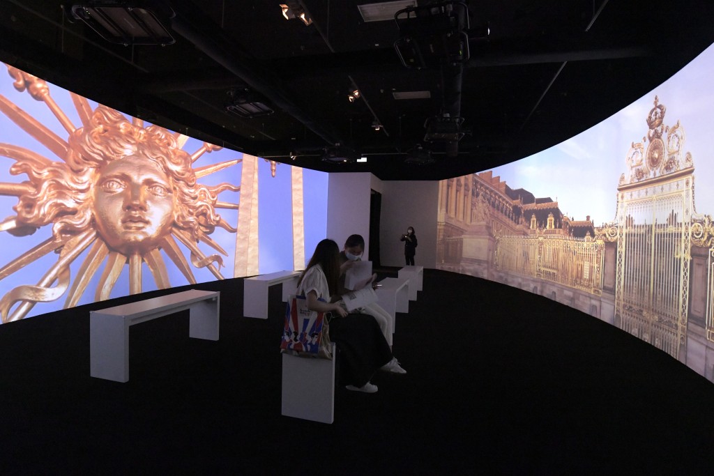 在「凡爾賽宮之輝煌璀璨」展區，則以360度全景映像呈現凡爾賽宮最著名的宮室。褚樂琪攝
