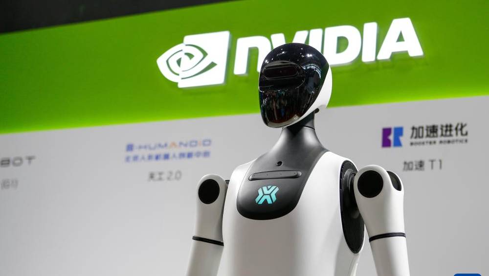 中國據報擬限制買家採購輝達H200晶片，以實現自給自足。 新華社資料圖