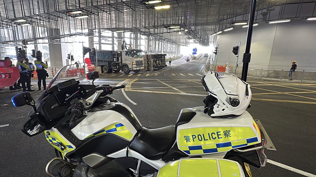 警方封鎖現場處理。劉漢權攝 警方封鎖現場處理。劉漢權攝