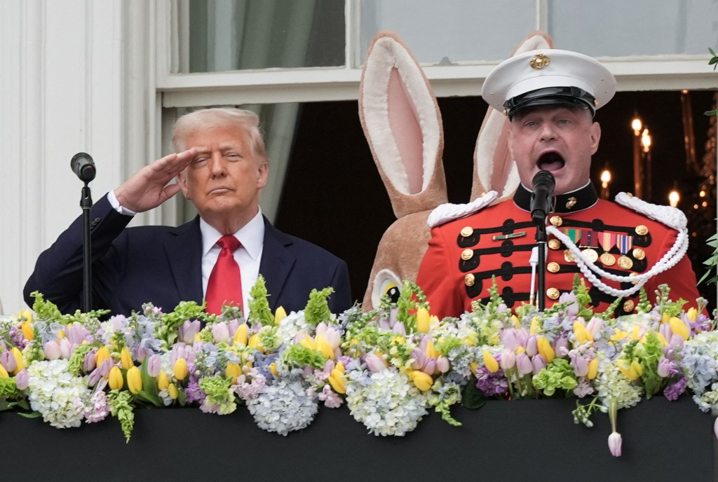 特朗普上任一開始就令其政治對手感到震驚。路透社