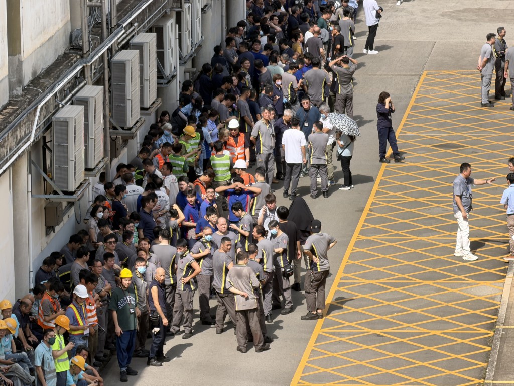 車廠內約150人緊急疏散。