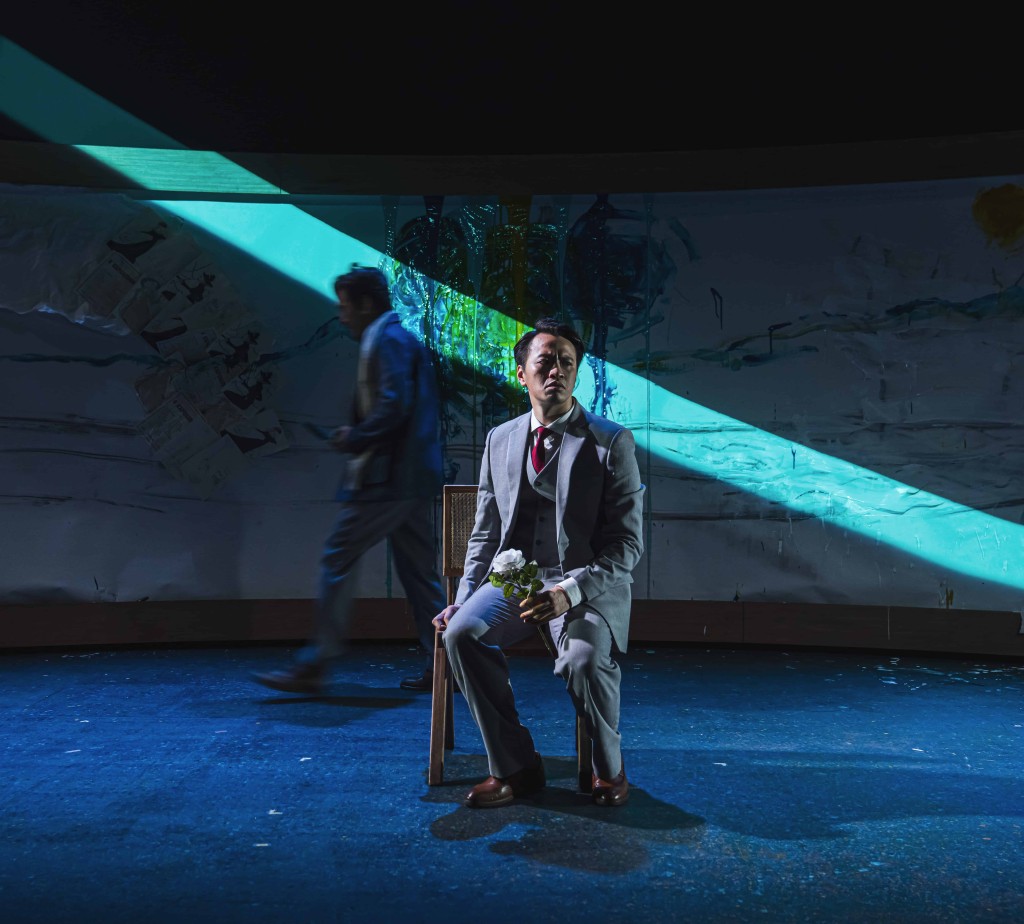 梵高兄弟在不同階段都迷失過，跌跌碰碰，走出一條自己的路。