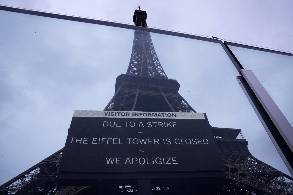 艾菲爾鐵塔因羅工暫停開放。　路透社