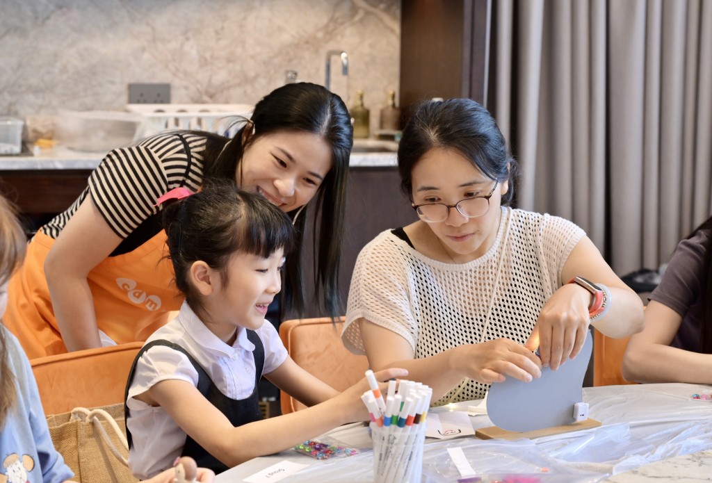 KOKO HILLS辦母親節感謝日。