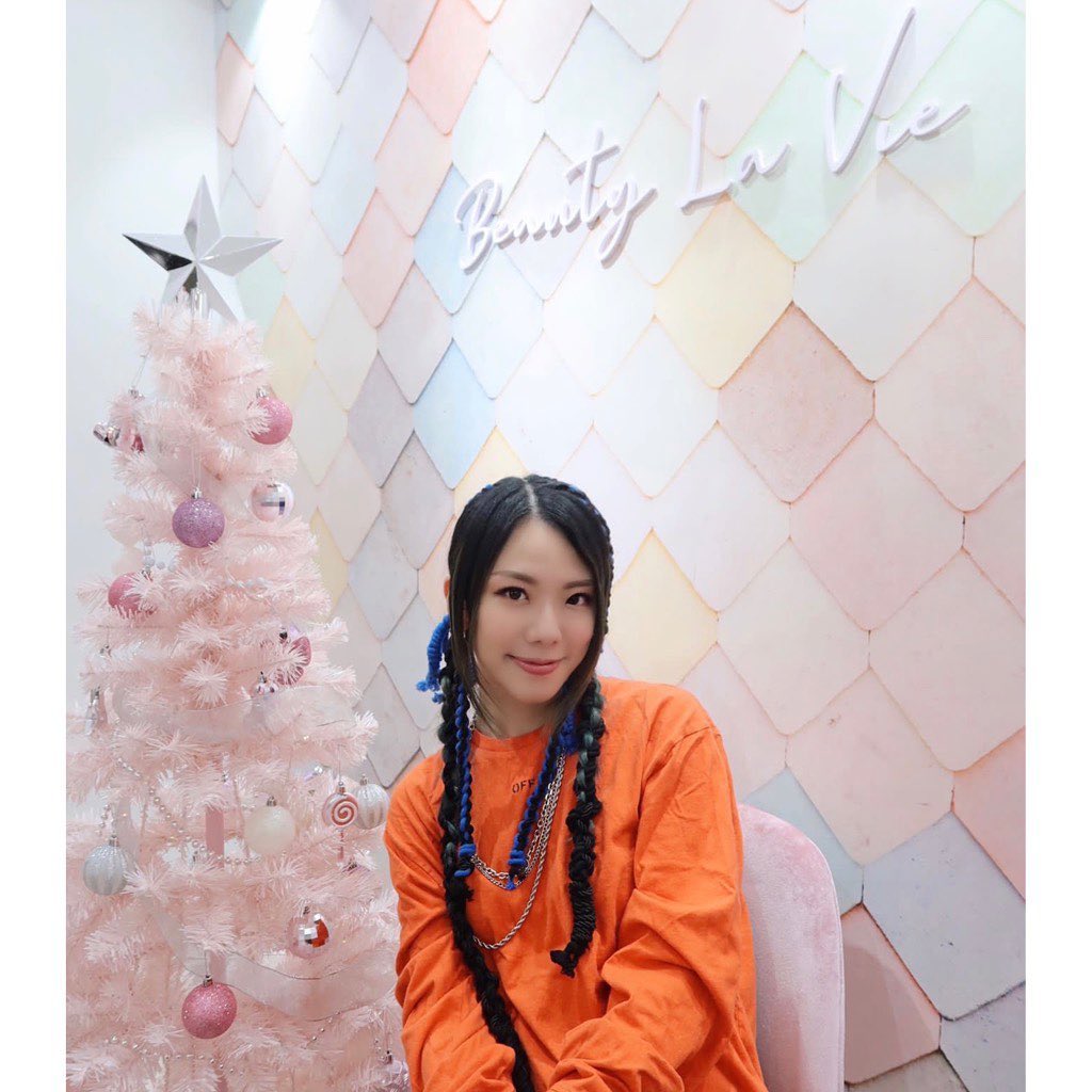 J.Arie將舉行首個個人賣飛演唱會。