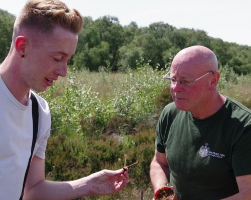 斯泰尔斯不忍心茅膏菜濒临绝种。网图