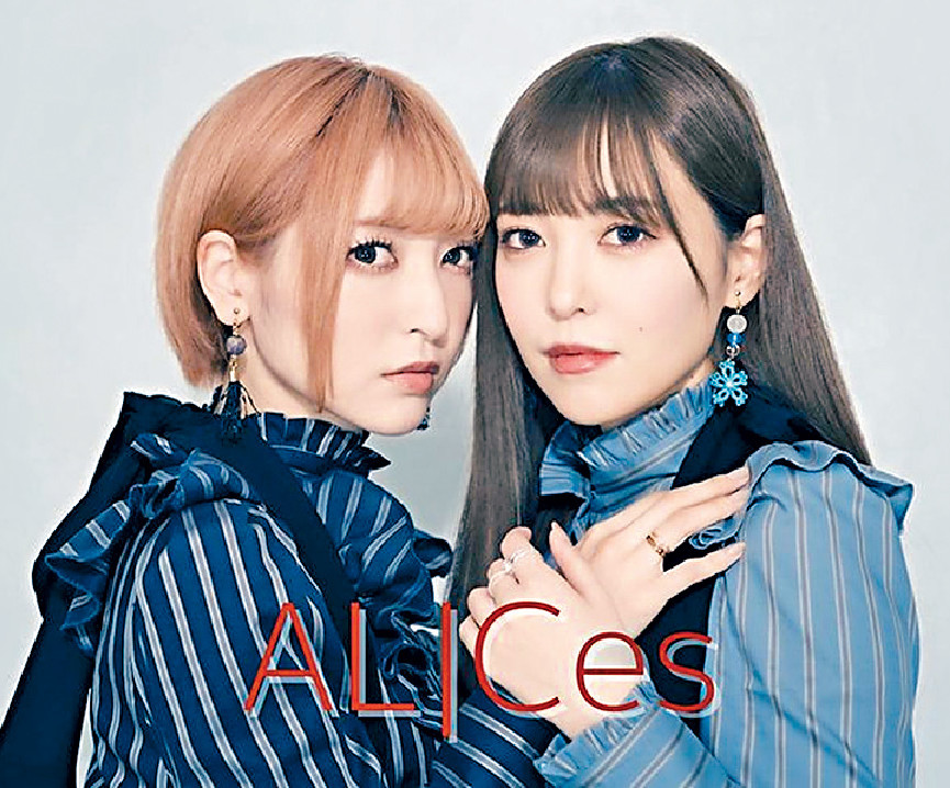 ■神田沙也加（左）的拍檔黑崎真音日前暈倒，要進行緊急手術。
