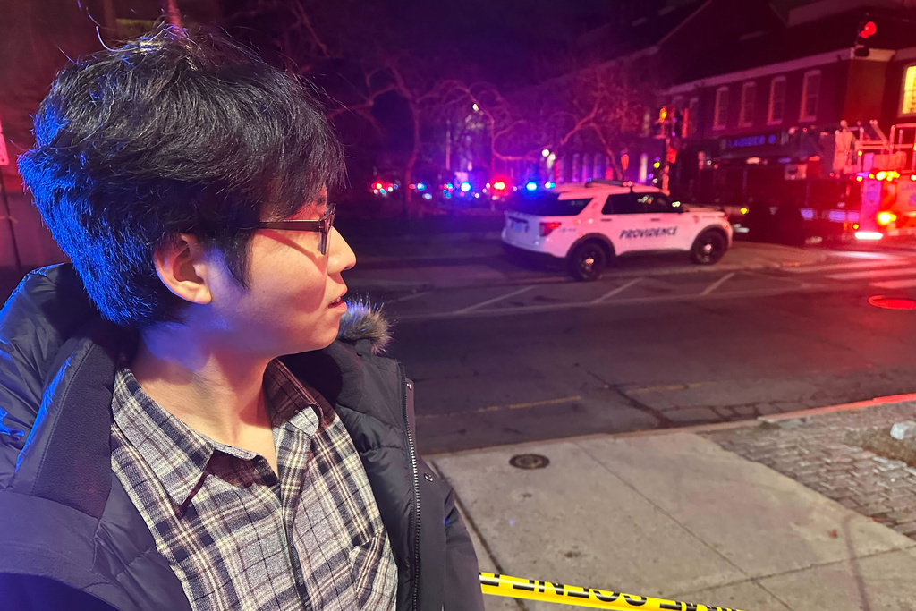 美國羅德島布朗大學發生槍擊 多人中槍。美聯社 