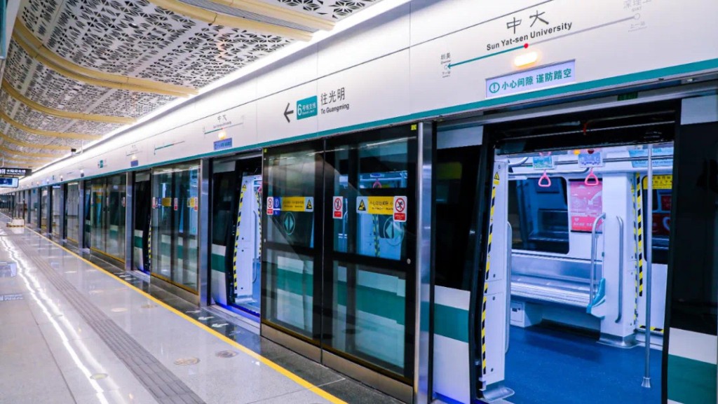 深圳地鐵2條新線開通，運營總里程超500公里。 微博