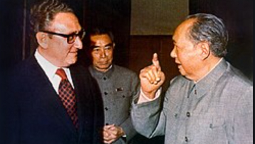 基辛格1971年秘密訪華由周恩來陪同見毛澤東主席。