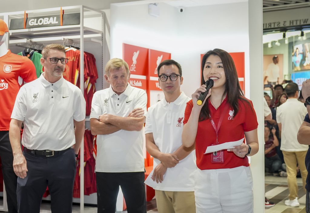 啟德體育園零售部主管黃皓筠指，官方店不僅是零售空間，更是球迷與熱愛相連的紐帶。啟德體育園供圖